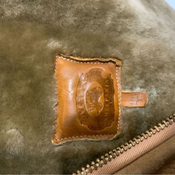 Overland sheepskin hooded coat - Picture 10 of 12